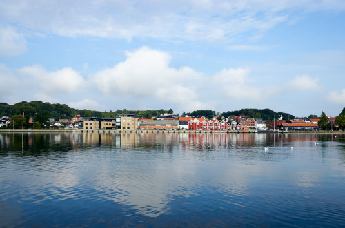 Foto af Hadsund fra vandsiden